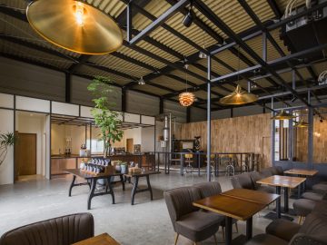 12 mẫu thiết kế quán café khung thép đẹp 2021